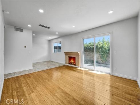 4828 W 5th E , Santa Ana, CA