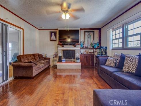 1402 S Poplar Street, Santa Ana, CA