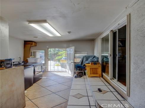 1402 S Poplar Street, Santa Ana, CA