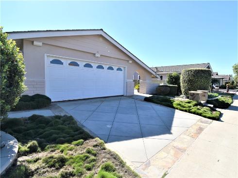 4624 Ironwood Avenue, Seal Beach, CA
