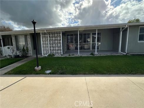 13902  Thunderbird  8J , Seal Beach, CA