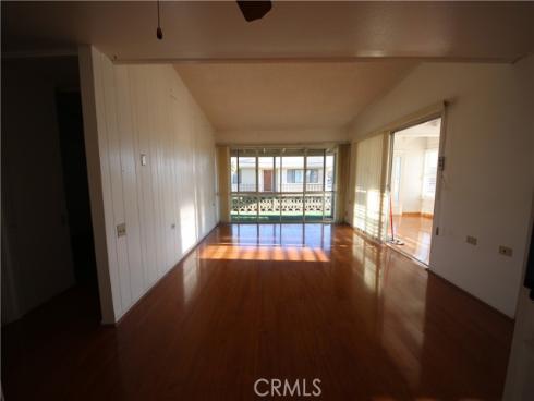 13350 Saint Andrews 68F Drive, Seal Beach, CA