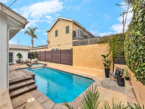 620 Sandpiper Drive, Seal Beach, CA