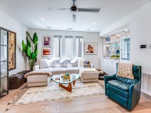 207  1st  , Seal Beach, CA