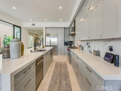 207  1st  , Seal Beach, CA