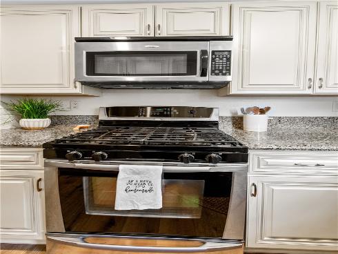 12564 Montecito 4 Road, Seal Beach, CA