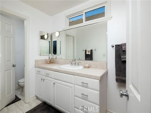 1627 Seal Way, Seal Beach, CA