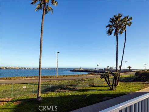 1627 Seal Way, Seal Beach, CA