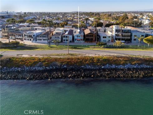1627 Seal Way, Seal Beach, CA
