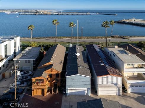 1627 Seal Way, Seal Beach, CA
