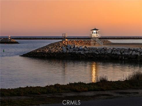 1627 Seal Way, Seal Beach, CA