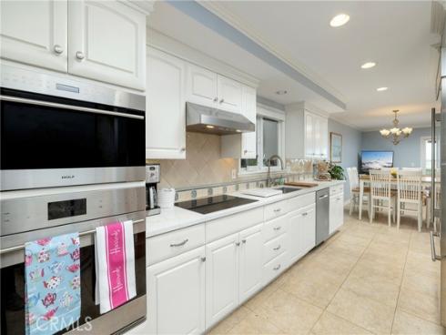1627 Seal Way, Seal Beach, CA