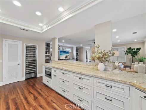 212 2nd Street, Seal Beach, CA