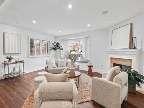 212 2nd Street, Seal Beach, CA