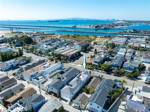 212 2nd Street, Seal Beach, CA