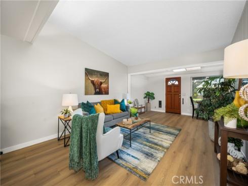 1561  Interlachen  260K  RoadM-10, Seal Beach, CA