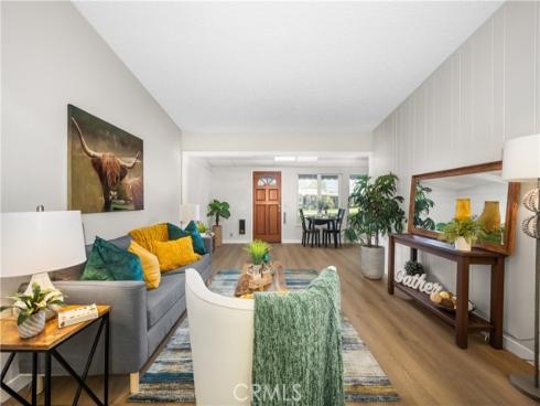 1561  Interlachen  260K  RoadM-10, Seal Beach, CA