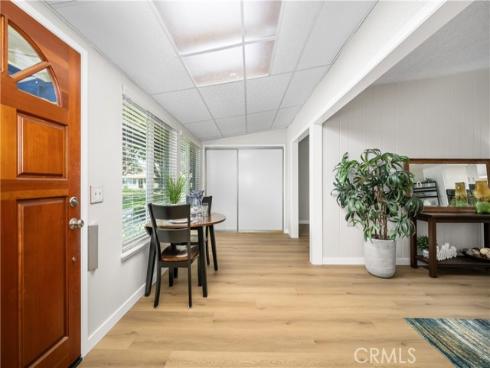 1561  Interlachen  260K  RoadM-10, Seal Beach, CA