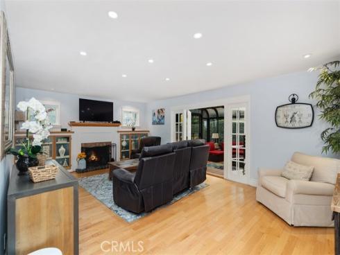 104 Princeton Circle, Seal Beach, CA