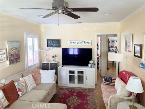 258 17th Street, Seal Beach, CA