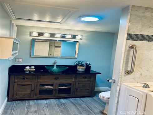 13561 Medinac Lane M5 70l , Seal Beach, CA