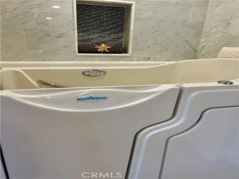 13561 Medinac Lane M5 70l , Seal Beach, CA