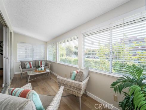 1930  St John  29L  RoadM-15, Seal Beach, CA