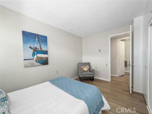 1930  St John  29L  RoadM-15, Seal Beach, CA