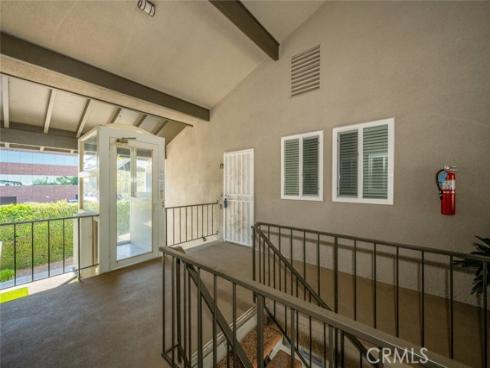 1930  St John  29L  RoadM-15, Seal Beach, CA