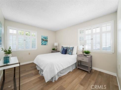 1930  St John  29L  RoadM-15, Seal Beach, CA