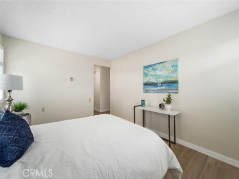 1930  St John  29L  RoadM-15, Seal Beach, CA