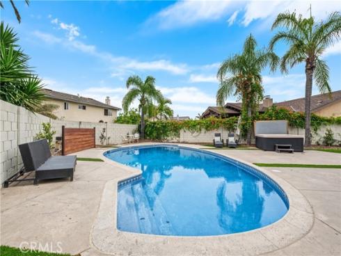 3550  Goldenrod   Circle, Seal Beach, CA