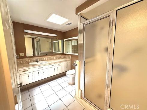 1190 Northwood 165J M7, Seal Beach, CA