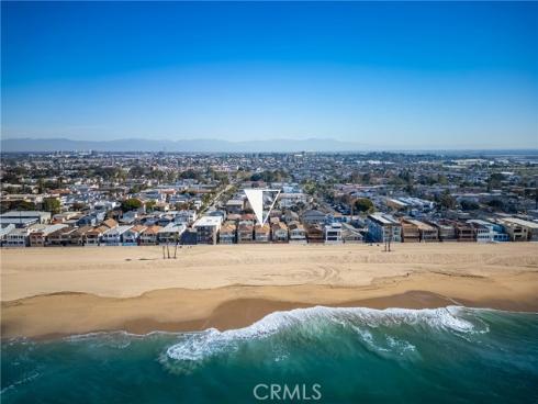 1207 Seal Way, Seal Beach, CA