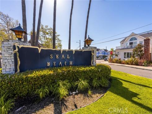 1207 Seal Way, Seal Beach, CA