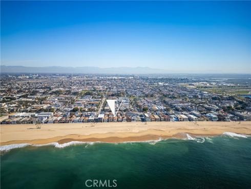 1207 Seal Way, Seal Beach, CA