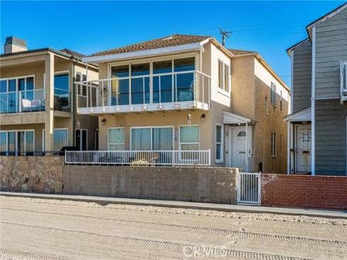 1207 Seal Way, Seal Beach, CA