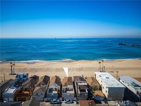 1207 Seal Way, Seal Beach, CA