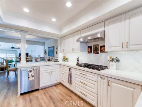 425 Old Ranch Road, Seal Beach, CA