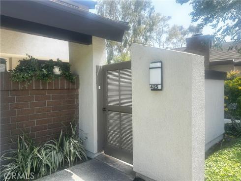 425 Old Ranch Road, Seal Beach, CA