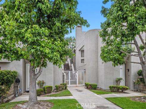 12562  Montecito Road  3 , Seal Beach, CA