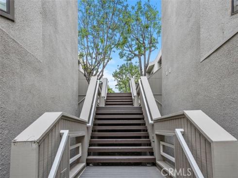 12562  Montecito Road  3 , Seal Beach, CA