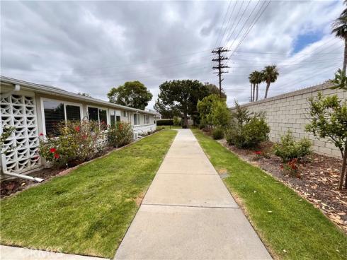 1842 Thunderbird Dr. M2-#1c , Seal Beach, CA