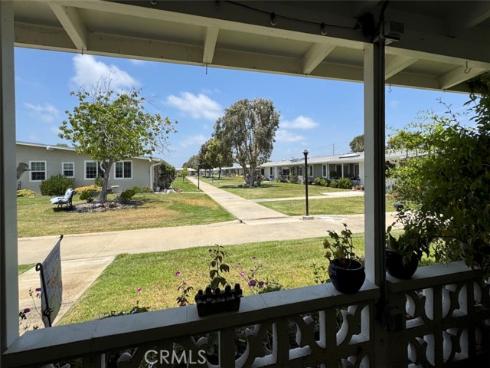 1664 Thunderbird 17i Drive, Seal Beach, CA