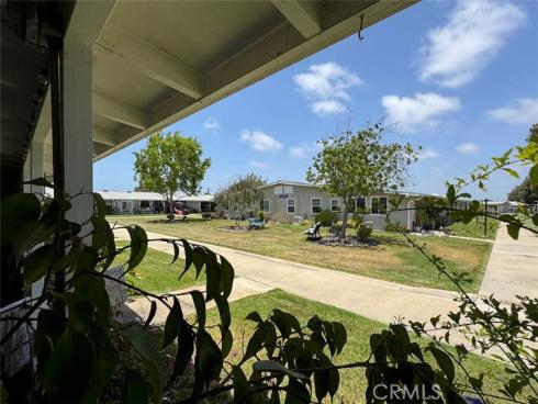 1664 Thunderbird 17i Drive, Seal Beach, CA