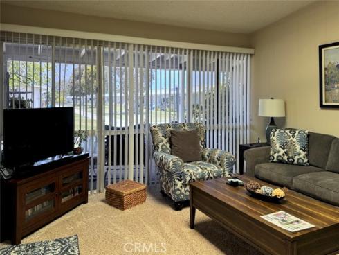 1664 Thunderbird 17i Drive, Seal Beach, CA