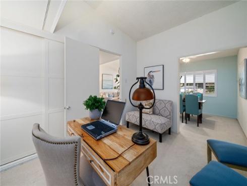 1670  Interlachen  43J  Road, Seal Beach, CA