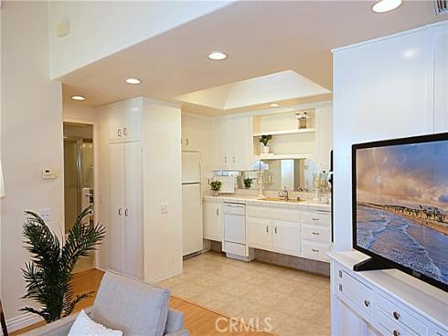 1681  Tam O'shanter  10C   M12  Road, Seal Beach, CA