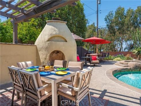 1335 Crestview Avenue, Seal Beach, CA