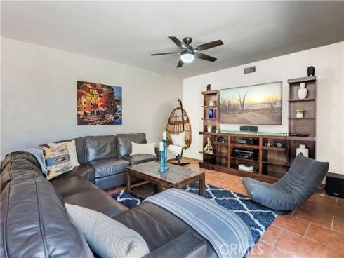 1335 Crestview Avenue, Seal Beach, CA